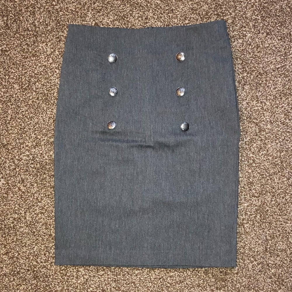 NWOT Gray Pencil Skirt Sz M